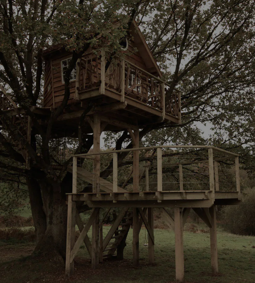 tree-house-background